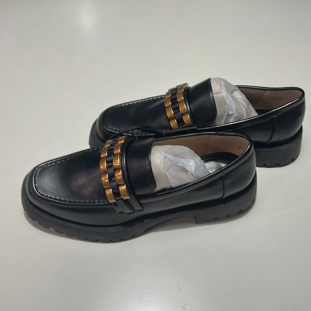 Zara loafer with gold detail